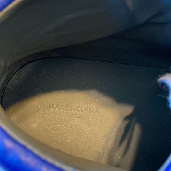 BALENCIAGA LEATHER SNEAKERS - Picture 6 of 9